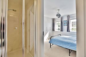 Photo 25- click for photo gallery